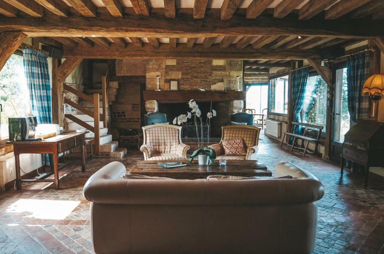 Bed and Breakfast "La Girelle, Bord De Mer" Онфлёр Экстерьер фото